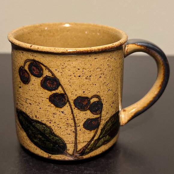 Vintage OTAGIRI JAPAN Floral Lily Flower Stoneware Mug w/ Brown Speckles ~ 1970s - Picture 5 of 11